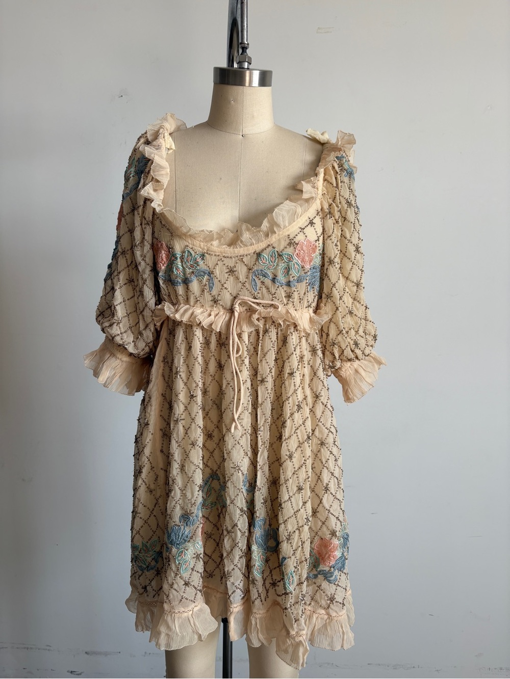 NWT For Love And Lemons Spellbound Rose Mini Dress in Cream Sz Small - Picture 6 of 15
